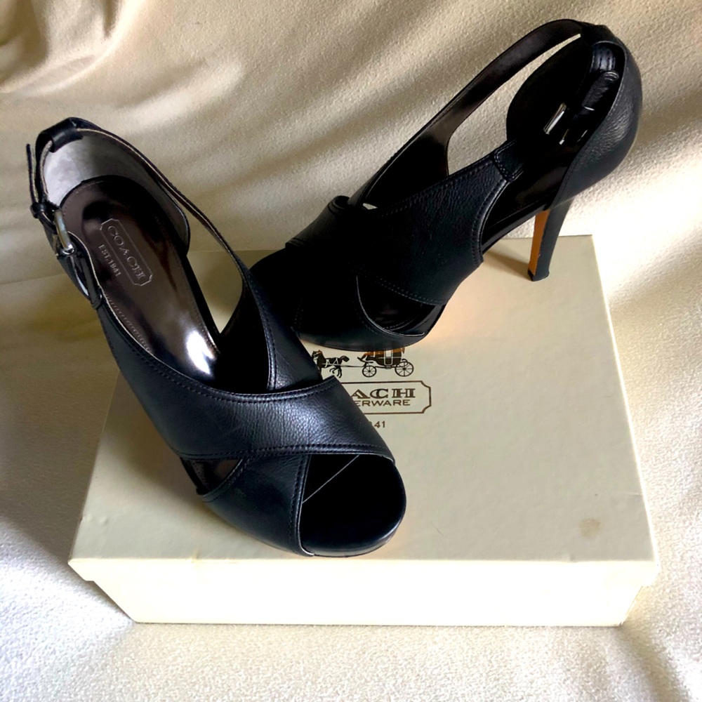 🖤 COACH Black Leather shoes 👠 sz 9